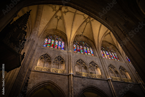Catedral de Oviedo durante el día Asturias, España