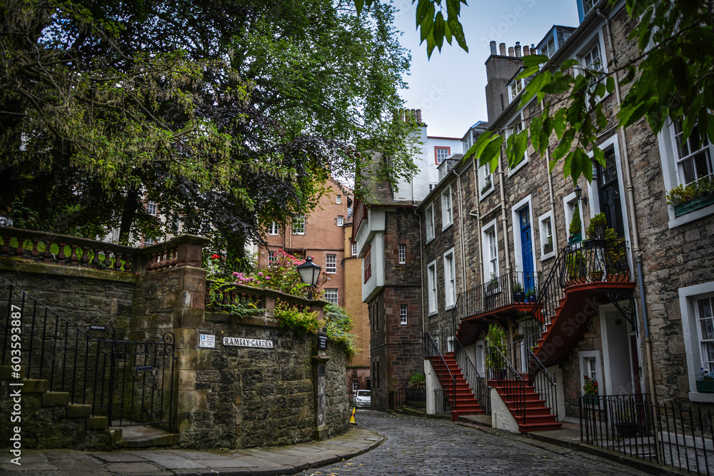 Beautiful Corners and Houses of Edinburgh City - Scotland
