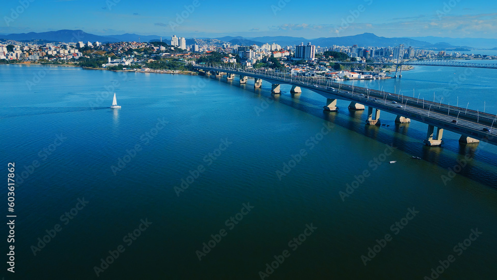 Naklejka premium Aerial view of the city of Florianopolis during sunny day. Brazil, island of Santa Catarina