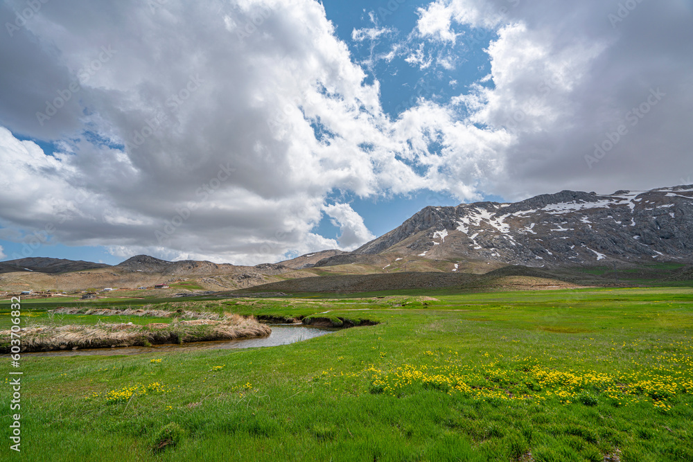 Lake Eğrigöl, hidden gem sitting at 2,350 meters in the foothills of Geyik Mountain in Antalya, never fails to impress its visitors. In fact, nature lovers describe the region as Lake Eğrigöl, hidden gem sitting at 2,350 meters in the foothills of Geyik Mountain in Antalya, never fails to impress its visitors. In fact, nature lovers describe the region as