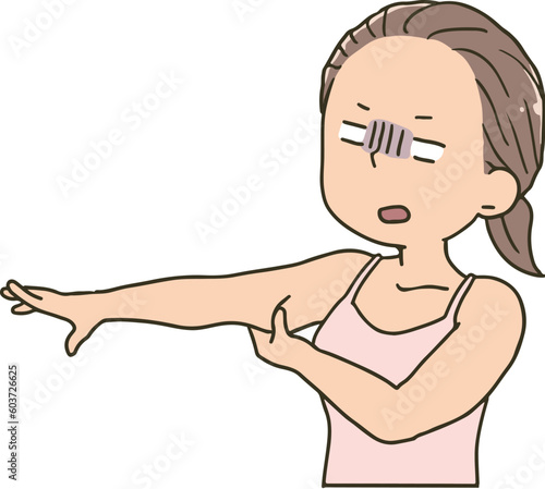 二の腕をつまんで青ざめる女性