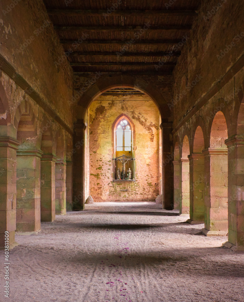 Fototapeta premium Blick in eine Halle einer Burg