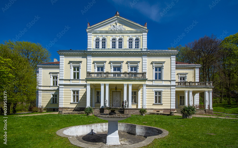 Fototapeta premium Zloty Potok historic palace buildings in an old park.