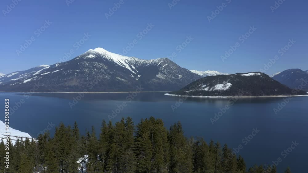 Rugged Beauty: Discovering the Untamed Wilderness of Upper Arrow Lake Rugged Beauty: Discovering the Untamed Wilderness of Upper Arrow Lake