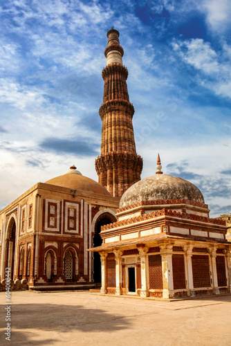 Photography Qutub Minar - the tallest minaret in India. New Delhi, India