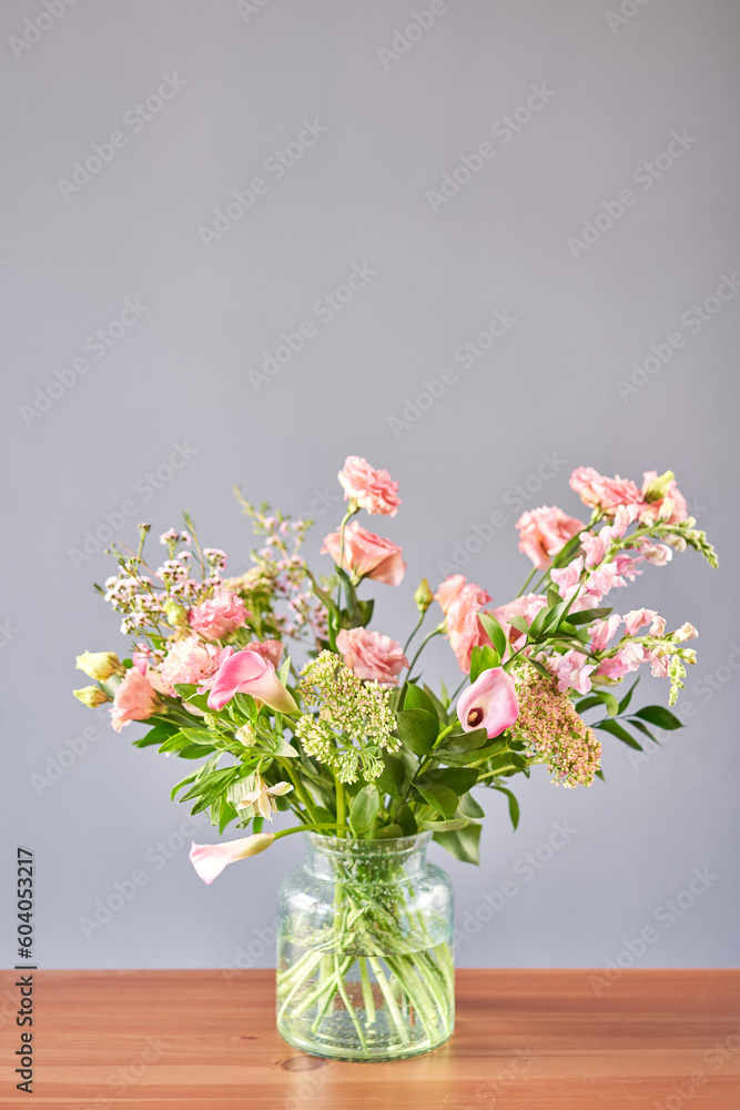 Bouquet 001. Finished flower arrangement in a vase for home. Flowers bunch, set for interior. Fresh cut flowers for decoration home. European floral shop. Delivery fresh cut flower. Bouquet 001. Finished flower arrangement in a vase for home. Flowers bunch, set for interior. Fresh cut flowers for decoration home. European floral shop. Delivery fresh cut flower.