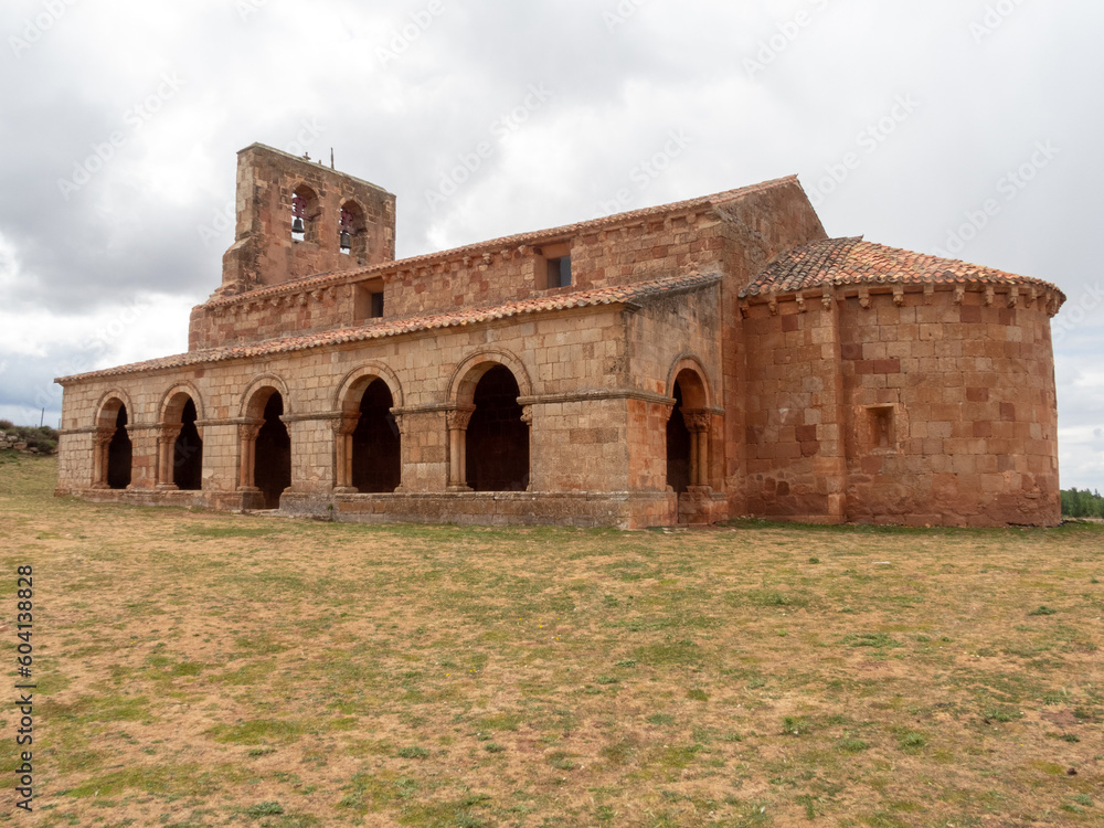 Ermita románica de Santa María de Tiermes (siglo XII). Montejo de Tiermes, Soria, España.