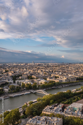Panoramic view of Paris and the Branly museum from the heights © Nicolas VINCENT