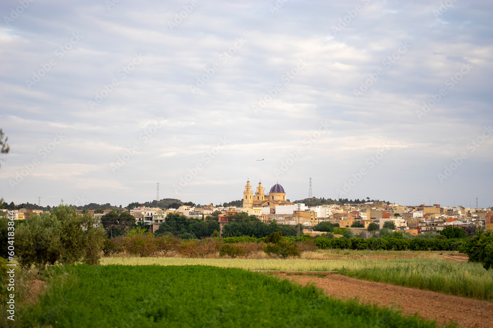 Photo of a landscape with beautiful views of a town Photo of a landscape with beautiful views of a town