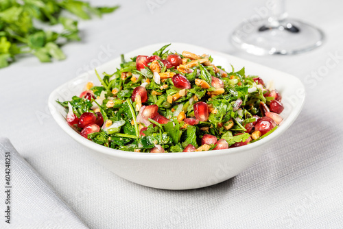 salad with pomegranate 