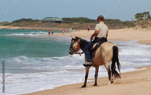 Paseando por la playa del Palmar, Andalucia © Txalupa