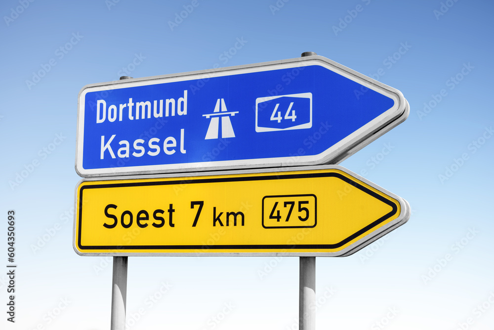 Autobahn 44, Wegweiserschild, Dortmund, Kassel, Autobahn 44, Wegweiserschild, Dortmund, Kassel,