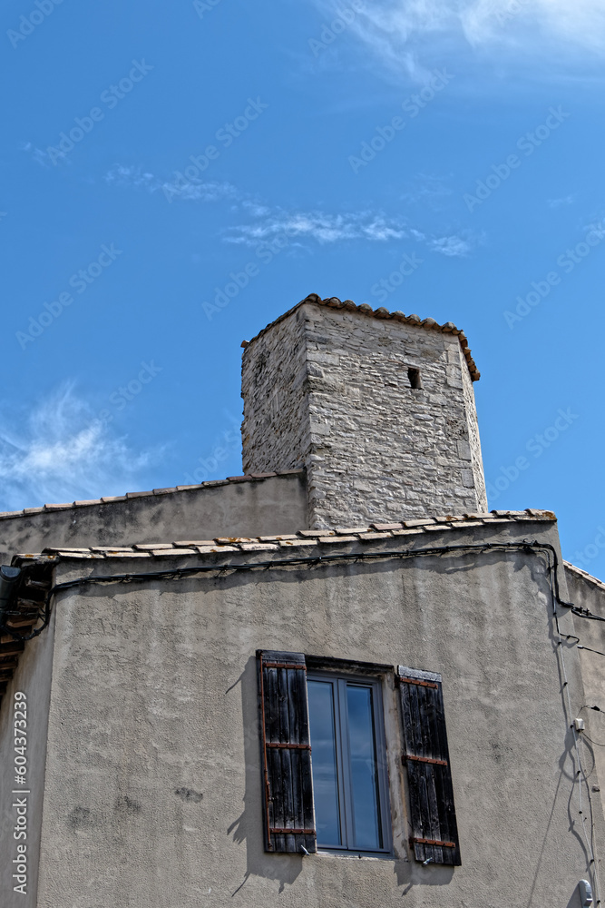 Tour en pierre dans le vieux Marguerittes - Gard - France
