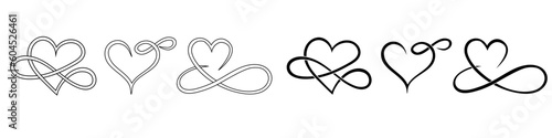Vintage heart icon vector set. love illustration sign collection. romance symbol.