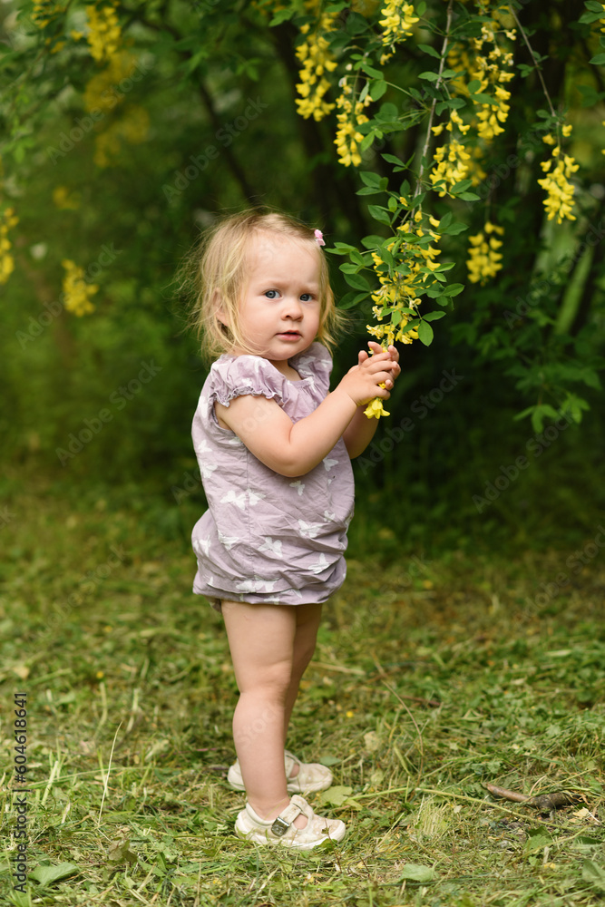little child playing in the park little child playing in the park