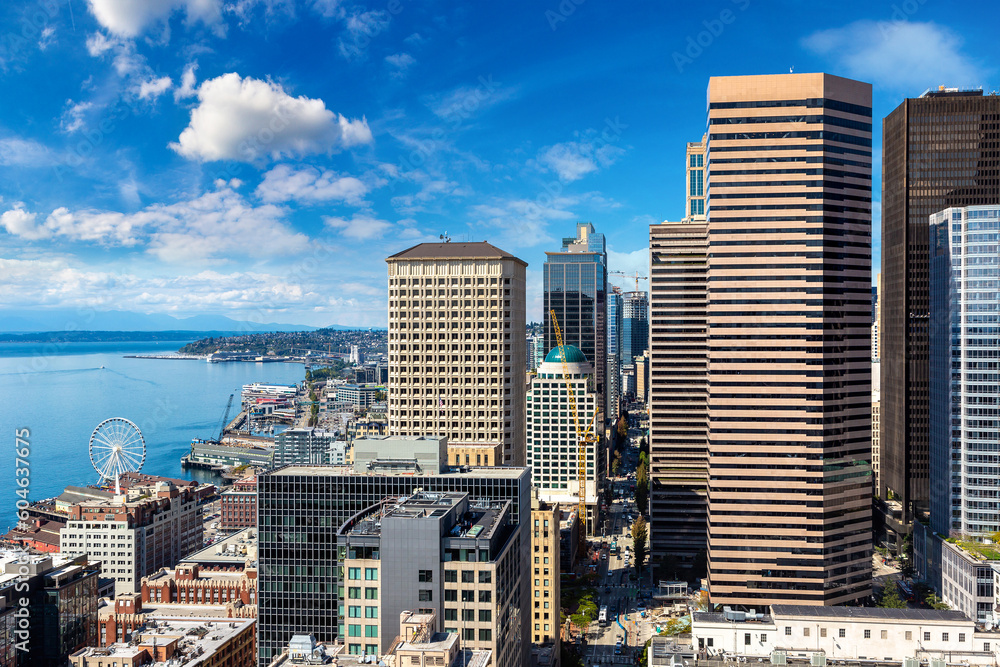 Fototapeta premium Aerial view of Seattle, USA