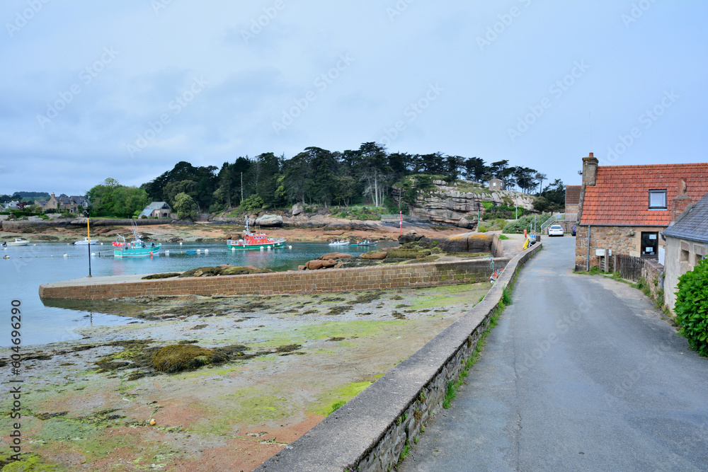 Paysage de mer à Ploumanac'h en Bretagne