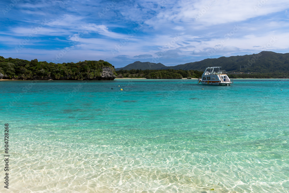 Obraz premium 沖縄県・石垣島 川平湾の絶景 
