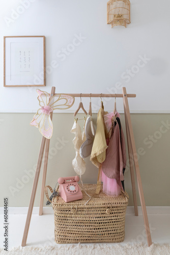 detail girl's bedroom