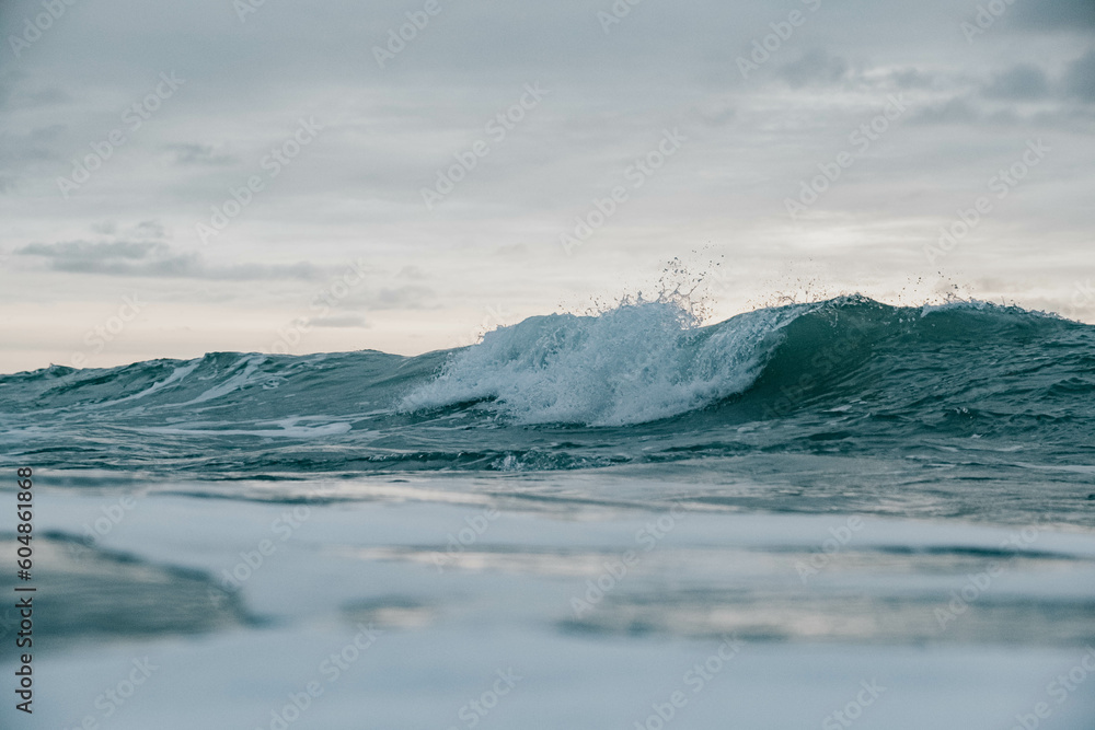 Photo of a wave in the ocean