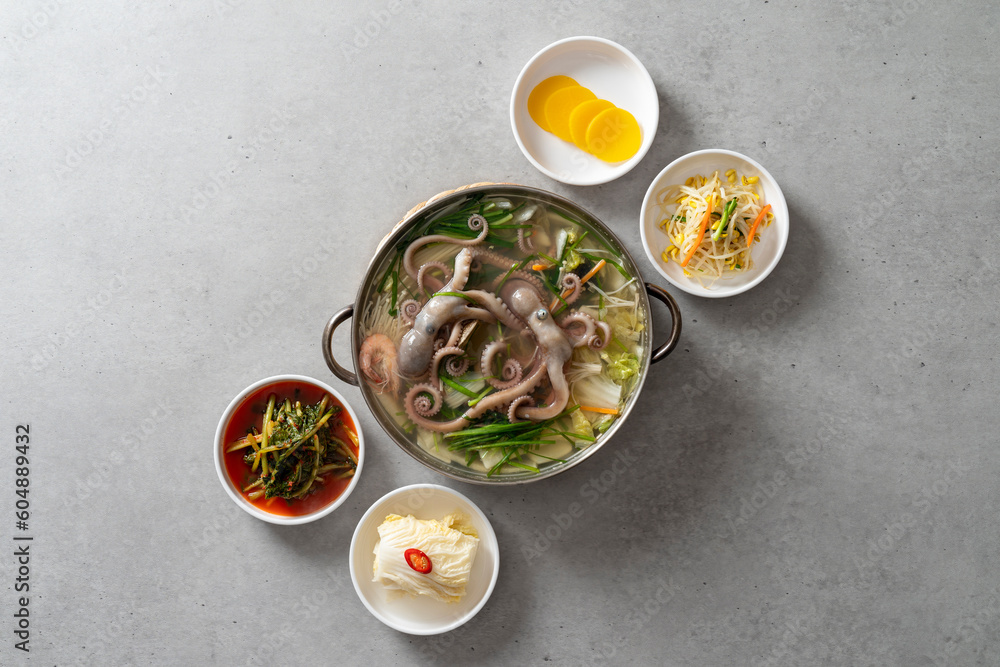 Yeonpotang, raw octopus, stirfried iron plate, stirfried raw octopus