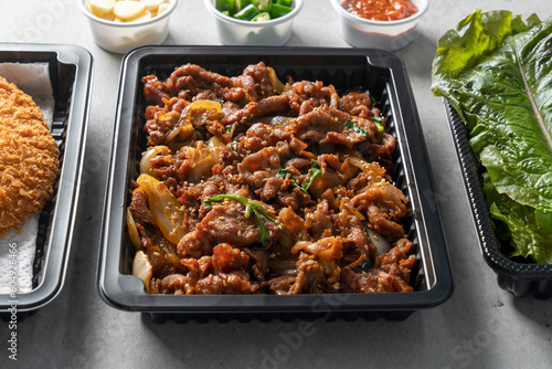 Stir-fried pork, fried pork, pork cutlet, spicy, stir-fried, lettuce, ssam Korean food,