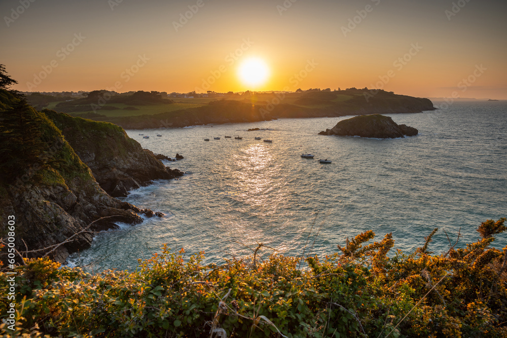 Coucher de soleil sur le Port Saint-Marc en Bretagne
Coucher de soleil sur le Port Saint-Marc en Bretagne