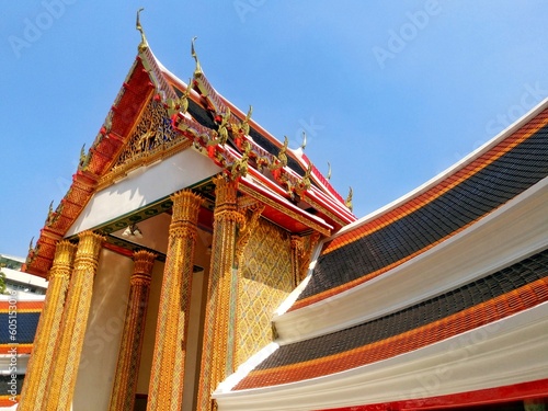 The curved walkway around the circular cloister of Wat Ratchabophit, The temple was built during the reign of King Chulalongkorn (Rama V). photo