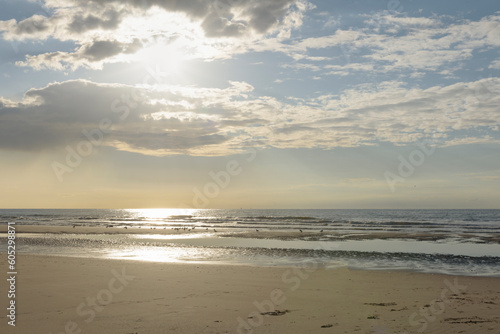 Fototapeta Naklejka Na Ścianę i Meble -  Seascape sunset on the North Sea in summer