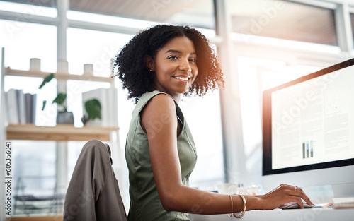 Photos Black woman in business, smile in portrait and computer screen with charts and graph, project information and analysis