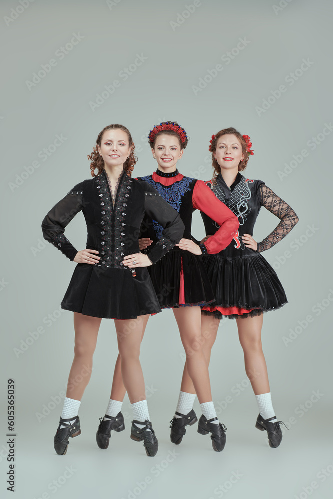 Fototapeta premium female Irish dancers