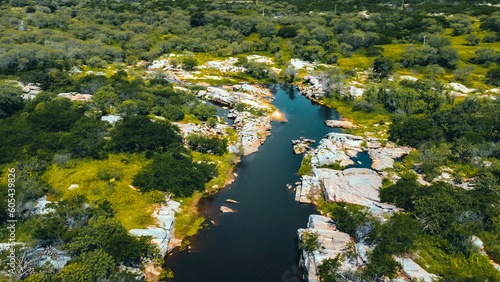 Cidade Interior Paisagem Verde Caatinga Sertão Caicó Rio Grande do Norte Seridó Natal Trilha Atividades Ar Livre Drone Montanha Vista Cenário Drone Brasil Nordeste Anfiteatro Água Motorhome Van  photo