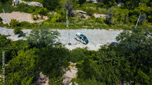 Cidade Interior Paisagem Verde Caatinga Sertão Caicó Rio Grande do Norte Seridó Natal Trilha Atividades Ar Livre Drone Montanha Vista Cenário Drone Brasil Nordeste Anfiteatro Água Motorhome Van  photo