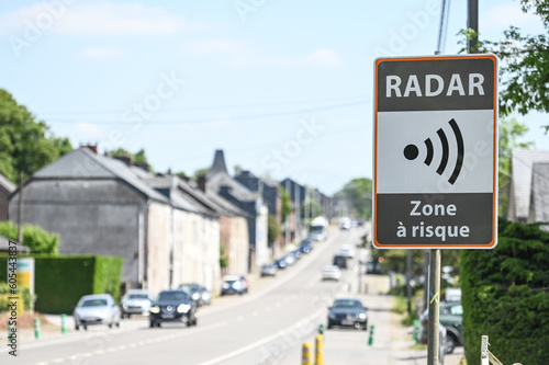 Belgique controle vitesse radar auto voiture signalisation amende code route agglomération