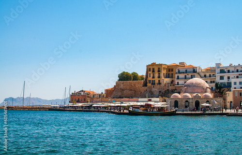 Fototapeta Naklejka Na Ścianę i Meble -  Old Venetian port of Chania 