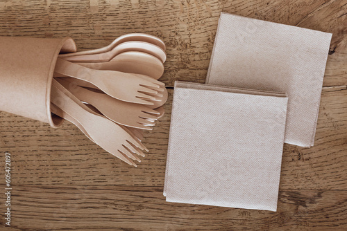 Cutlery set made of wood with eco-friendly paper napkins