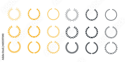 vector Set of wreaths and branches with leaves. Hand drawing laurel wreaths and branches collection