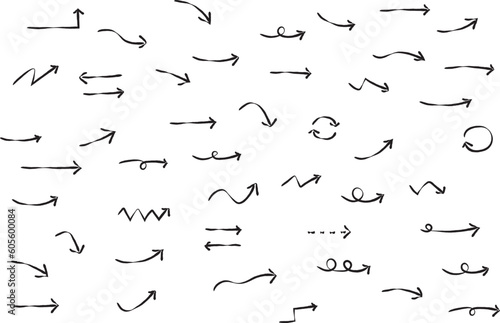 かわいい手書きの矢印セット　   Hand drawn cute vector arrows set