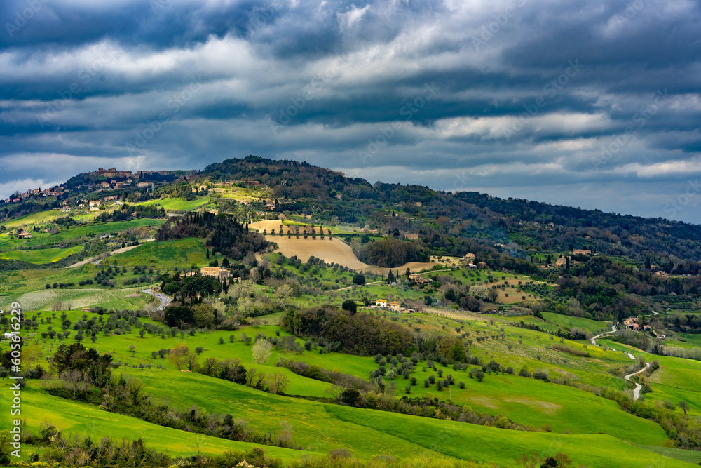 Fototapeta premium Die schöne Landschaft der Toskana in Italien