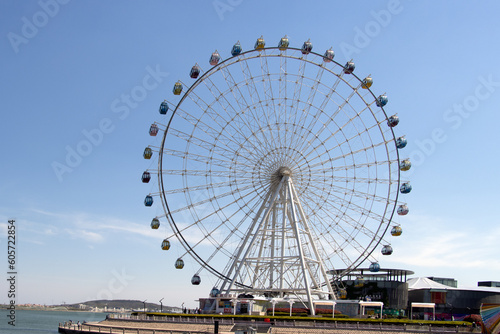 Ferris wheel - Eye of Qindao at Qingdao, China © Xiaohan Zhou