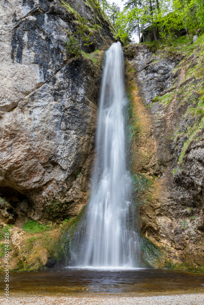 Wasserfall in der Plötz Klamm am Rettenbach bei Salzburg, Österreich