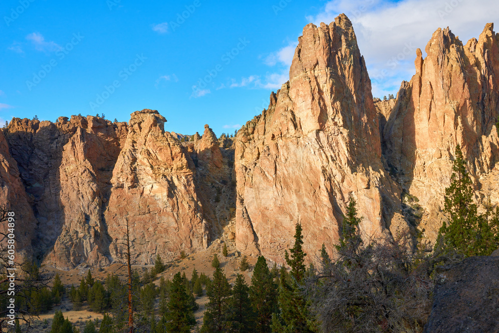 Natural rock formation view during sunset in Smith Rock State Park in eastern Oregon. Natural rock formation view during sunset in Smith Rock State Park in eastern Oregon.