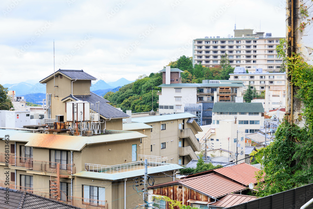 Fototapeta premium 秋の有馬温泉街