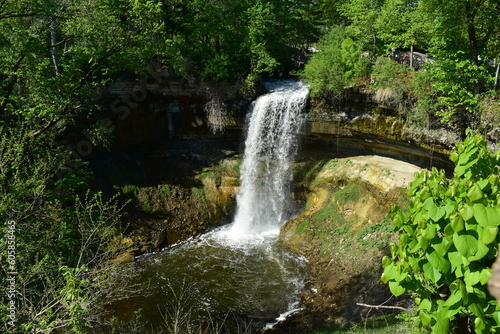 Fototapeta Naklejka Na Ścianę i Meble -  Minnehaha Waterfalls in Minneapolis, Minnesota