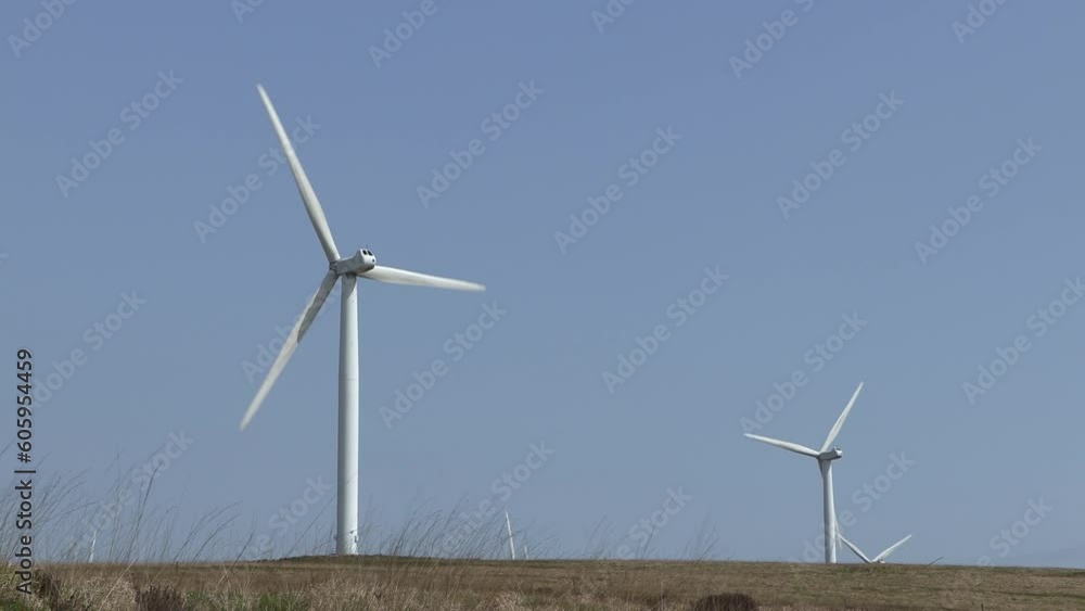 4K25FPS Wind turbine in windfarm 4K25FPS Wind turbine in windfarm