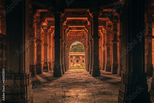 Φωτογραφία Historic interior of the Jami Masjid in Pavagadh, Gujarat