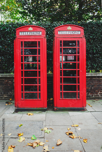 red telephone box