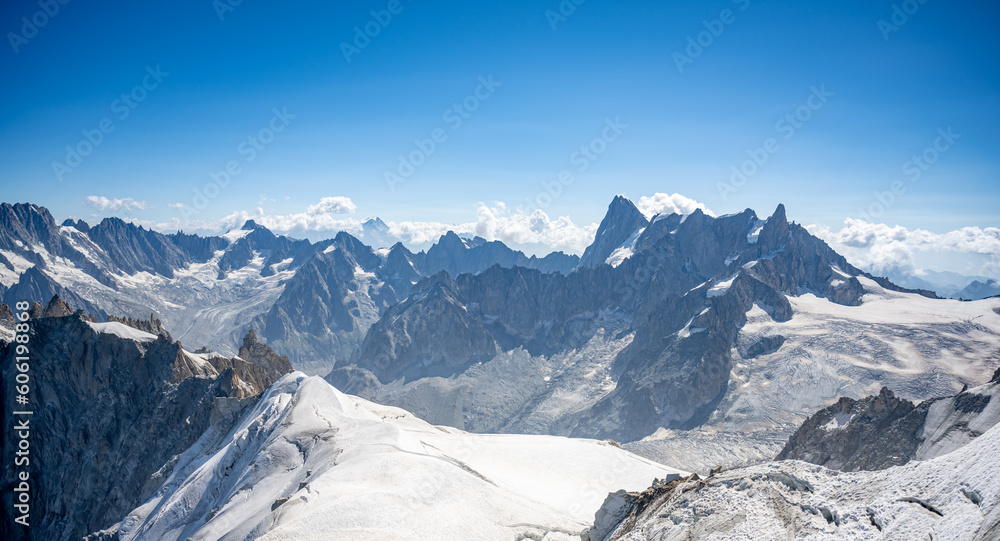 Aiguille du Midi à Chamonix - obrazy, fototapety, plakaty 