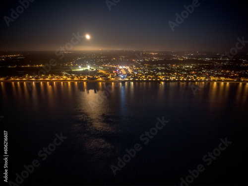 vue aérienne nocturne de coutainville © jeanpierre