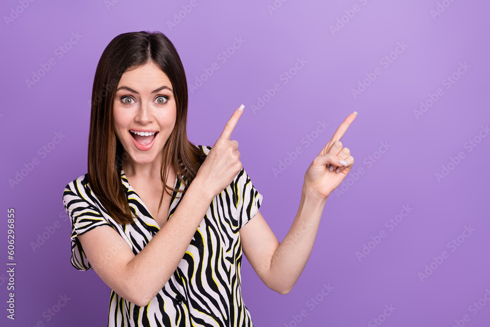 Photo of crazy girl reaction surprised point fingers mockup how buy cheap summer holidays trip ticket isolated on violet color background Photo of crazy girl reaction surprised point fingers mockup how buy cheap summer holidays trip ticket isolated on violet color background